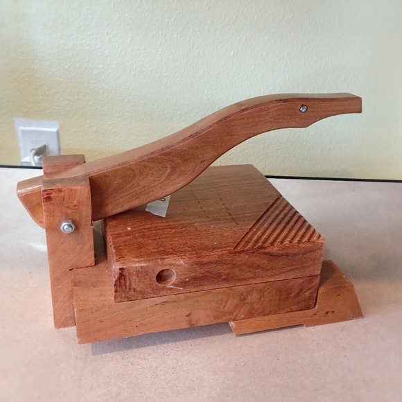 Medium tortillera de mezquite 9 1/2 inches - Picture 5 of 5